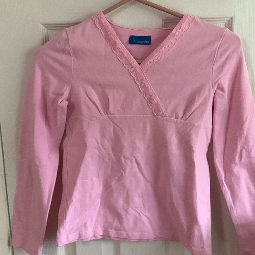 Green Dog crossover pink top